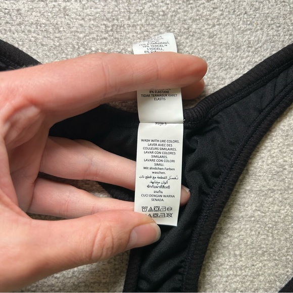 Alo Yoga Icon Ribbed Henley Bra Black Size Extra Small - Picture 6 of 8